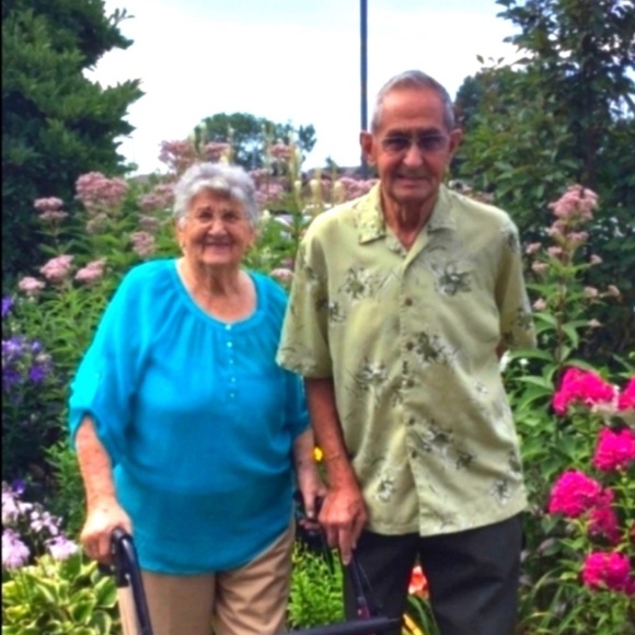 👶 Vintage Toddler Crocheted Knit Mint Dress - Picture 16 of 16